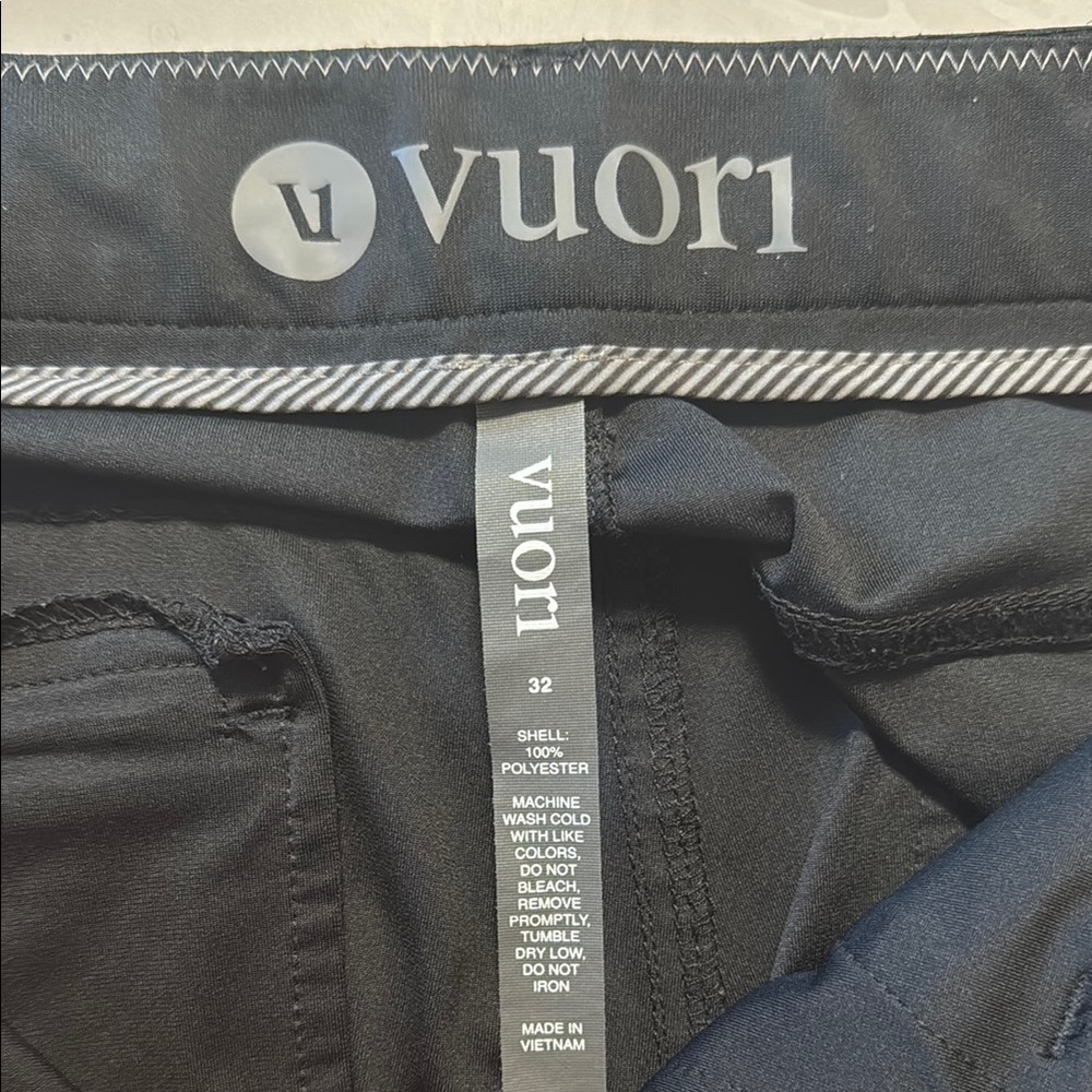 Vuori Black Men’s Meta Pant Athletic Slim Fit 32"